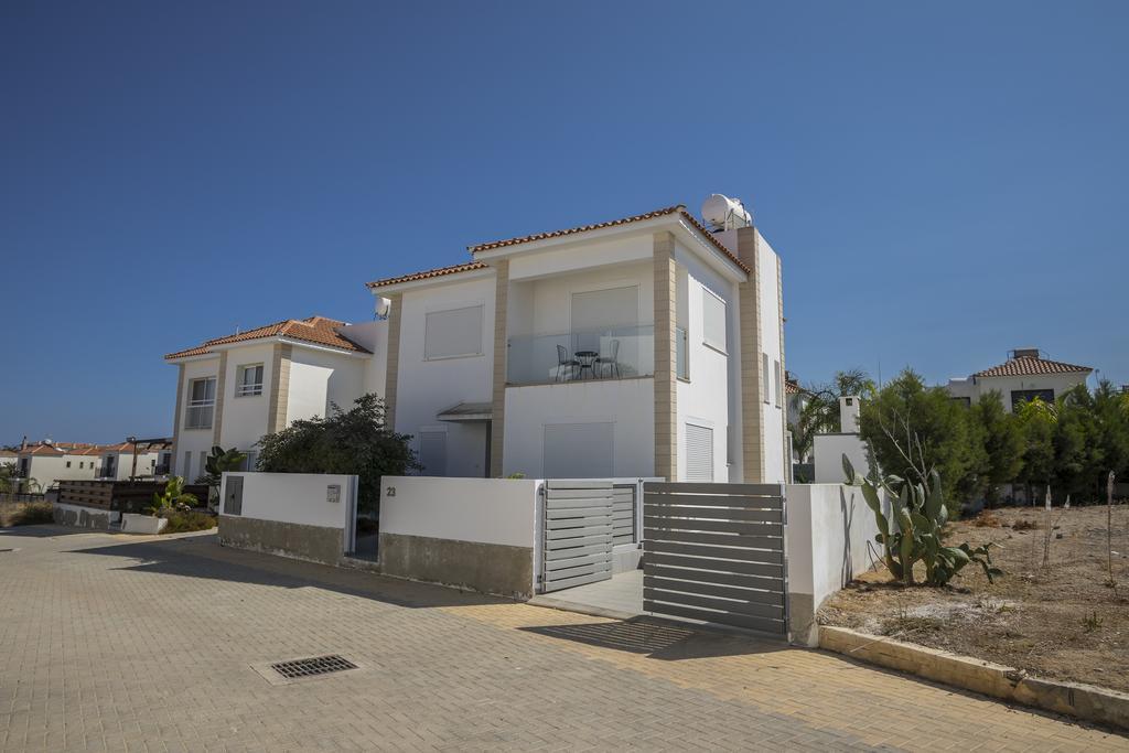 Protaras Villa Sandy Toes パラリムニ エクステリア 写真